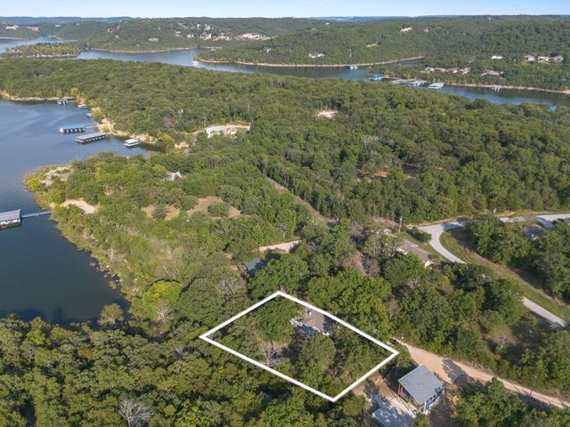 25 Palomino Court, Lampe, MO 65681