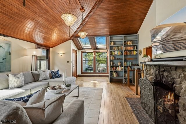340 Highland Ave, Montclair Twp., NJ 07043