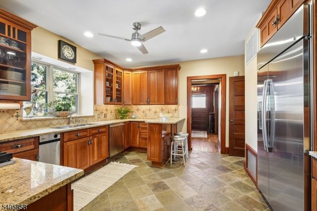 340 Highland Ave, Montclair Twp., NJ 07043