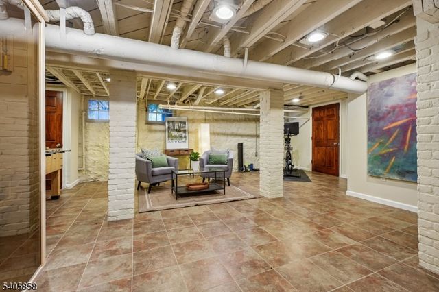 340 Highland Ave, Montclair Twp., NJ 07043