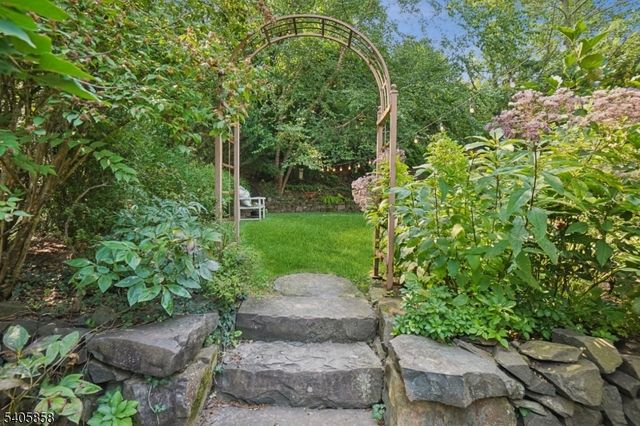 340 Highland Ave, Montclair Twp., NJ 07043