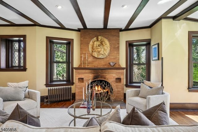 340 Highland Ave, Montclair Twp., NJ 07043