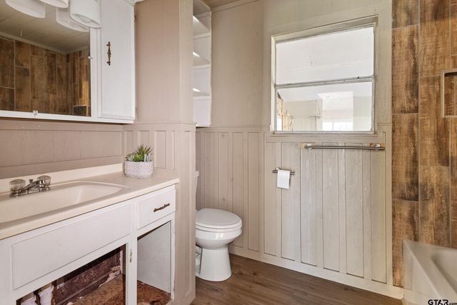 2016 Gavin Rd, Kemp, TX 75143