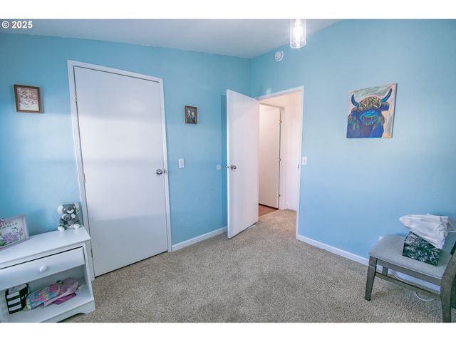 3700 BABCOCK Ln 144, Eugene, OR 97401