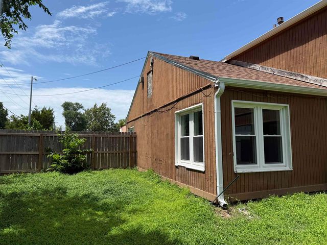 111 S Park St, Mcpherson, KS 67460