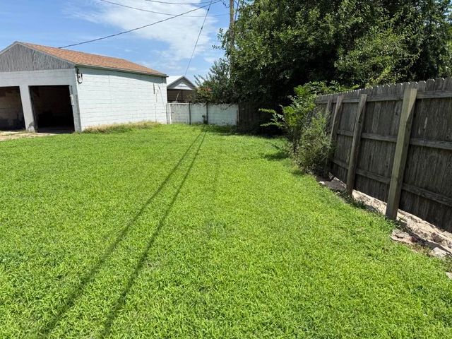 111 S Park St, Mcpherson, KS 67460