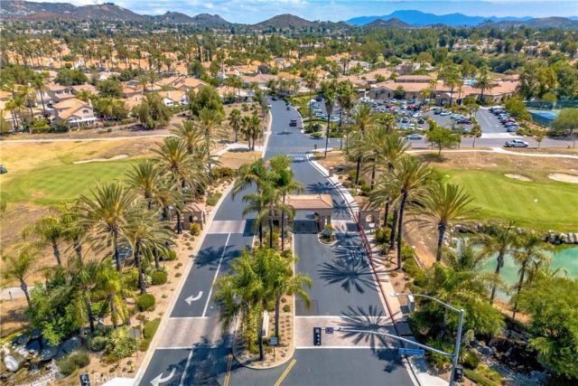 40077 Corte Fortuna, Murrieta, CA 92562