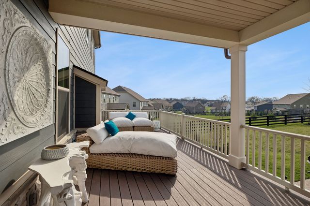 9024 Nestling Ridge Ct, College Grove, TN 37046