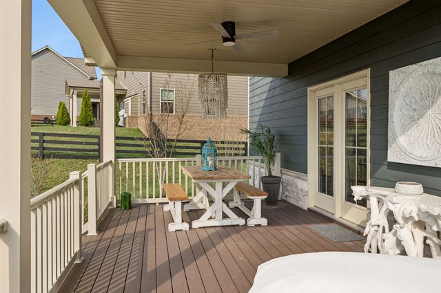 9024 Nestling Ridge Ct, College Grove, TN 37046