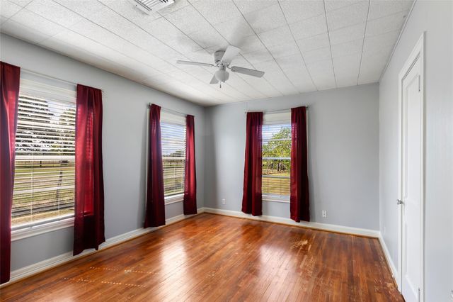 1303 Fm-1409, Dayton, TX 77535