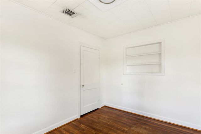 1303 Fm-1409, Dayton, TX 77535