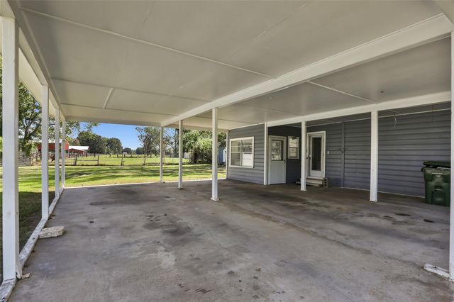 1303 Fm-1409, Dayton, TX 77535