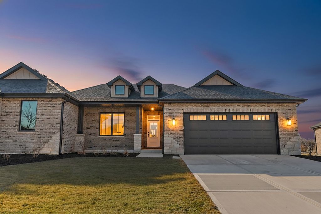 11129 Lizmore Lane 37B, Orland Park, IL 60467