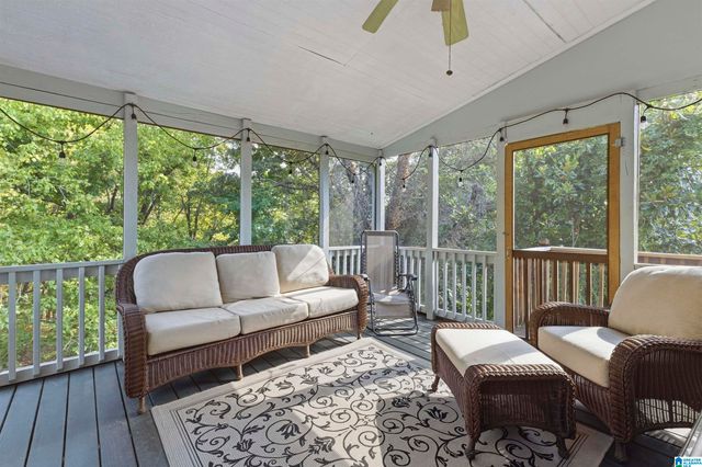 604 BROOKS LANE, Hoover, AL 35244