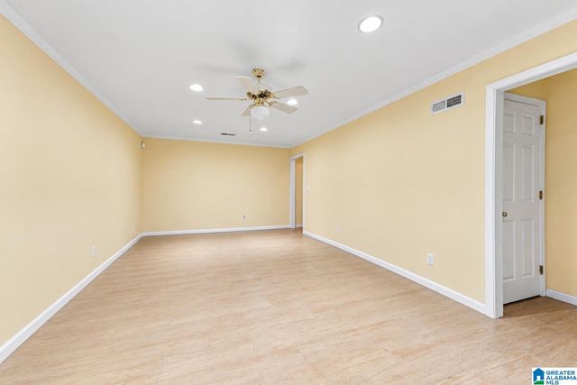 604 BROOKS LANE, Hoover, AL 35244