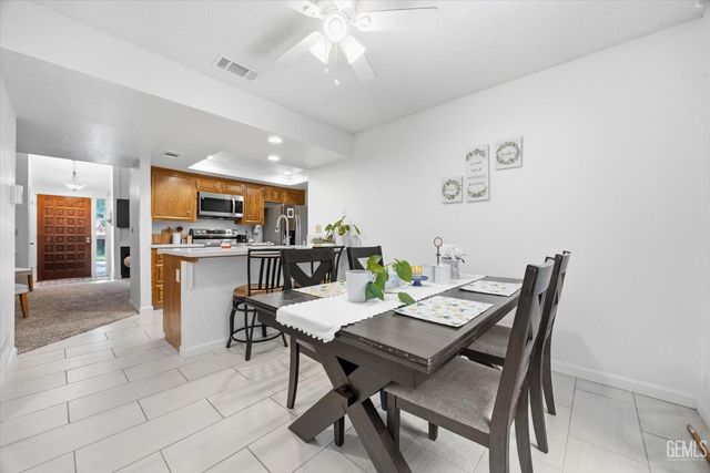 3501 Bernard Street 30C, Bakersfield, CA 93306