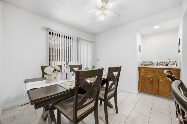 3501 Bernard Street 30C, Bakersfield, CA 93306