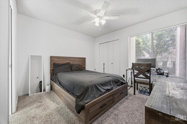 3501 Bernard Street 30C, Bakersfield, CA 93306