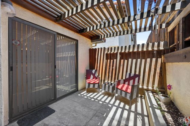 3501 Bernard Street 30C, Bakersfield, CA 93306