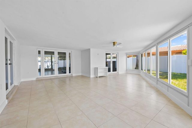 580 SE 5th Street, Pompano Beach, FL 33060