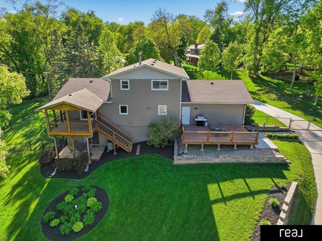8415 N 45 Street, Omaha, NE 68152