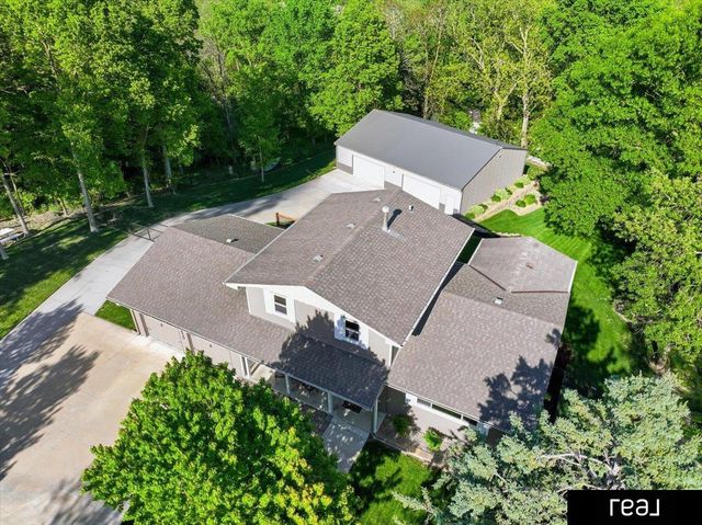 8415 N 45 Street, Omaha, NE 68152