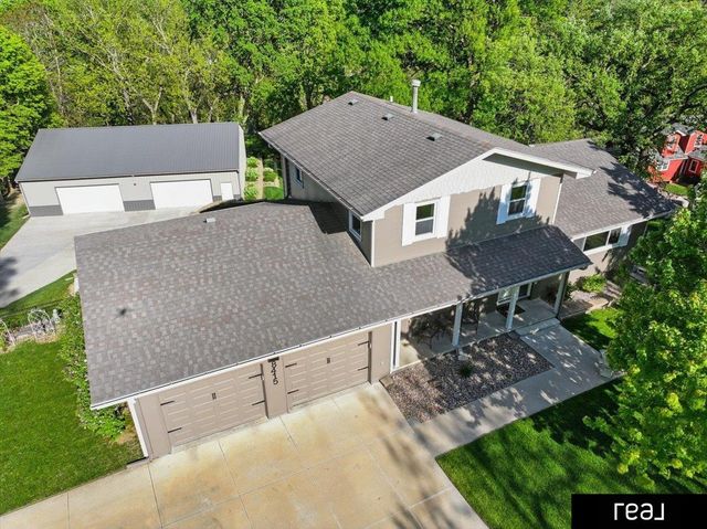 8415 N 45 Street, Omaha, NE 68152