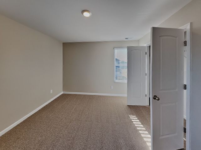 1525 Ashgrove Pl, Lebanon, TN 37087