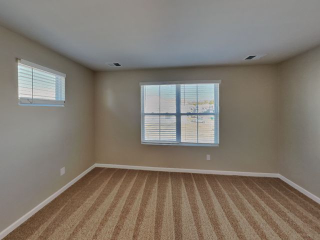 1525 Ashgrove Pl, Lebanon, TN 37087