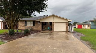 2312 Avenue B, Nederland, TX 77627