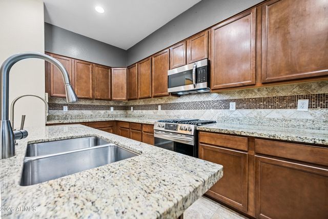 16245 W HUALAPAI Street, Goodyear, AZ 85338