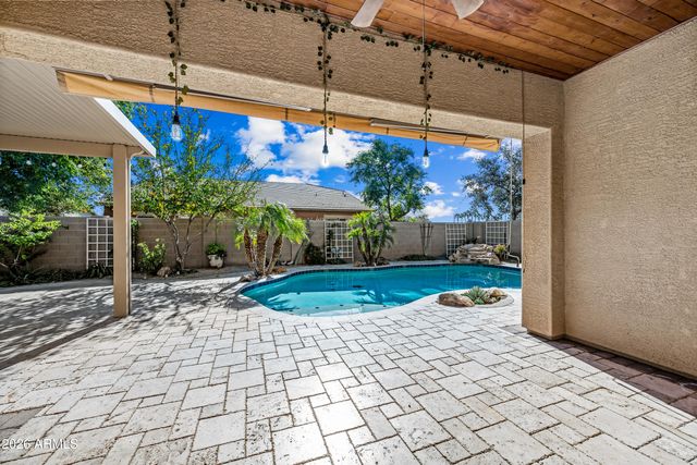 16245 W HUALAPAI Street, Goodyear, AZ 85338