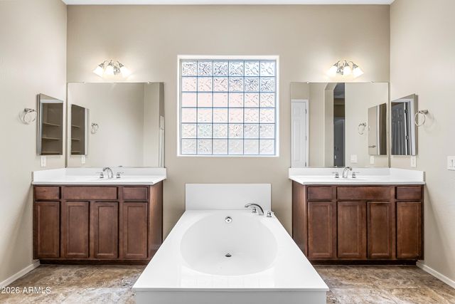 16245 W HUALAPAI Street, Goodyear, AZ 85338