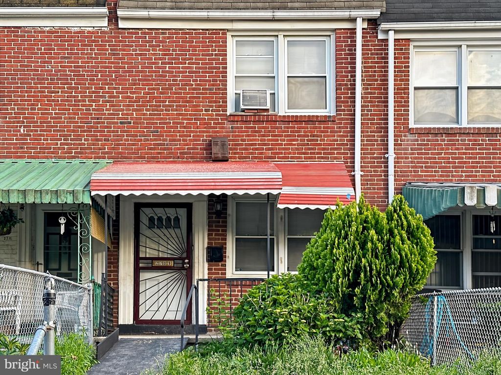 2709 E HOFFMAN STREET, Baltimore, MD 21213