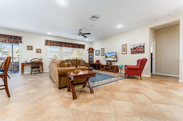 11218 COVENTRY GROVE CIRCLE, Lithia, FL 33547