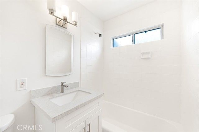 13810 Oxnard, Van Nuys (los Angeles), CA 91401