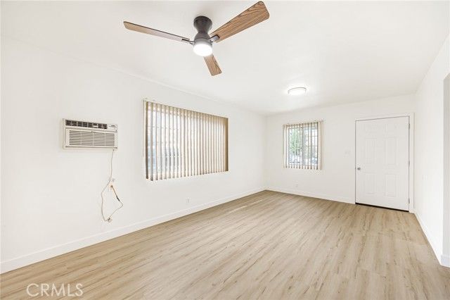 13810 Oxnard, Van Nuys (los Angeles), CA 91401