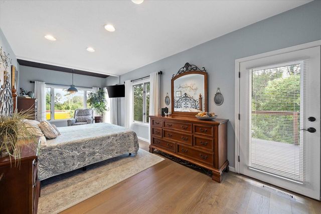 9338 Sauk Trail ROAD, Oostburg, WI 53070