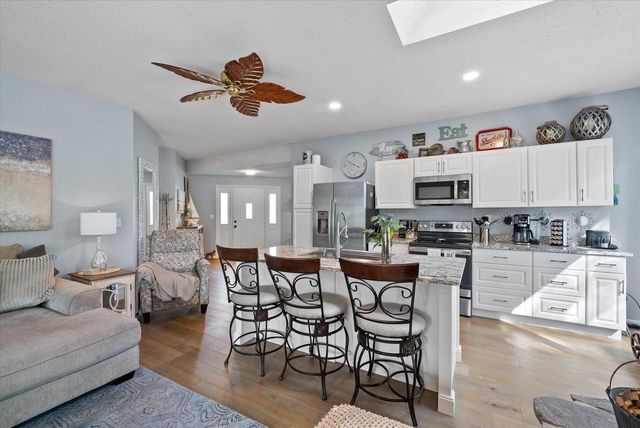 9338 Sauk Trail ROAD, Oostburg, WI 53070