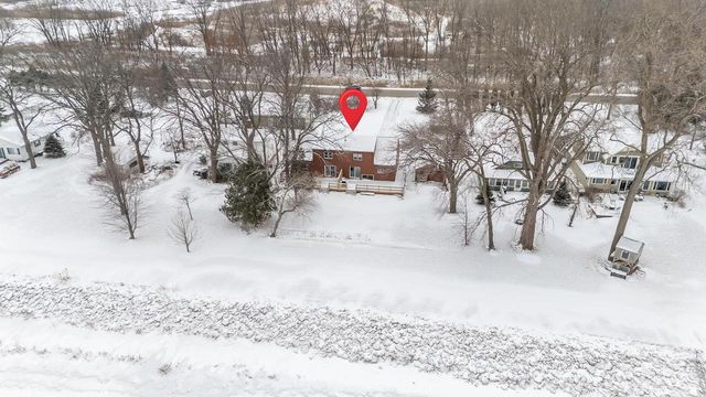 2453 EAST SHORE DRIVE, Green Bay, WI 54302