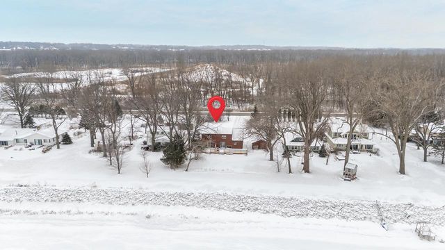 2453 EAST SHORE DRIVE, Green Bay, WI 54302