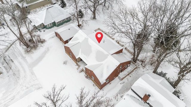 2453 EAST SHORE DRIVE, Green Bay, WI 54302