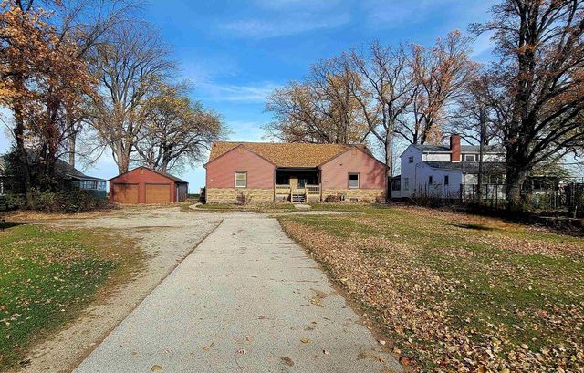 2453 EAST SHORE DRIVE, Green Bay, WI 54302