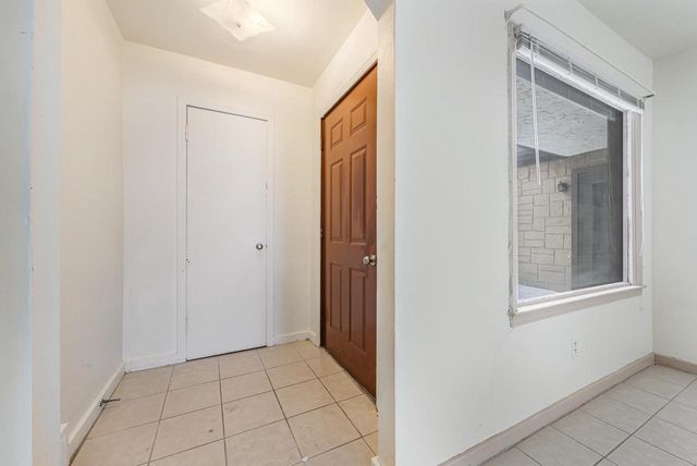 2453 EAST SHORE DRIVE, Green Bay, WI 54302