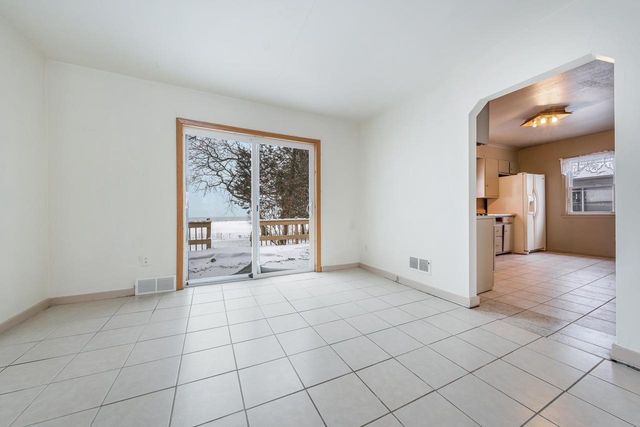 2453 EAST SHORE DRIVE, Green Bay, WI 54302