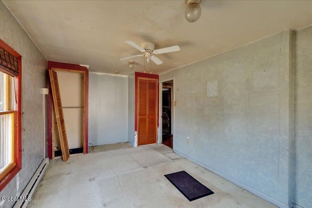 89 Morris Road, Schenectady, NY 12304