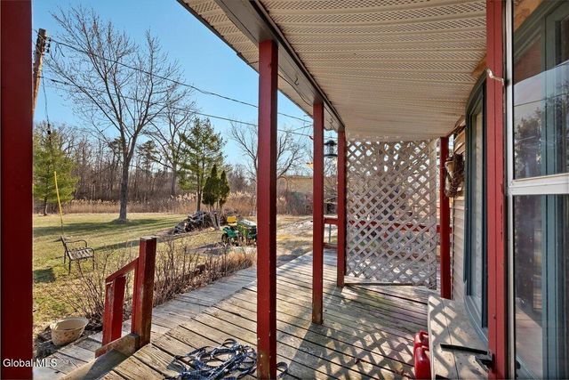 89 Morris Road, Schenectady, NY 12304