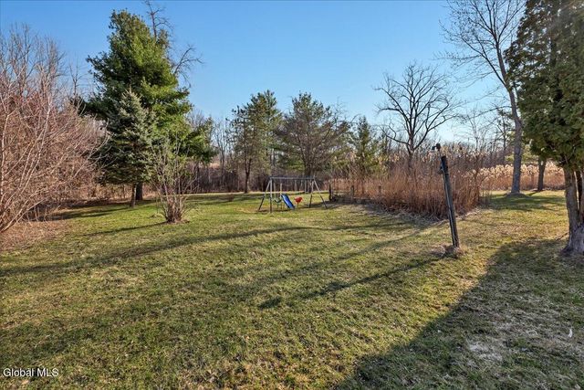 89 Morris Road, Schenectady, NY 12304