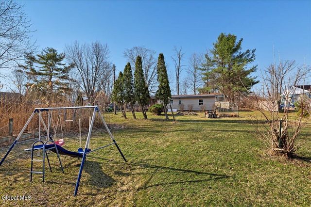 89 Morris Road, Schenectady, NY 12304