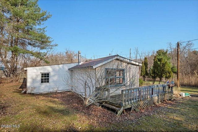 89 Morris Road, Schenectady, NY 12304